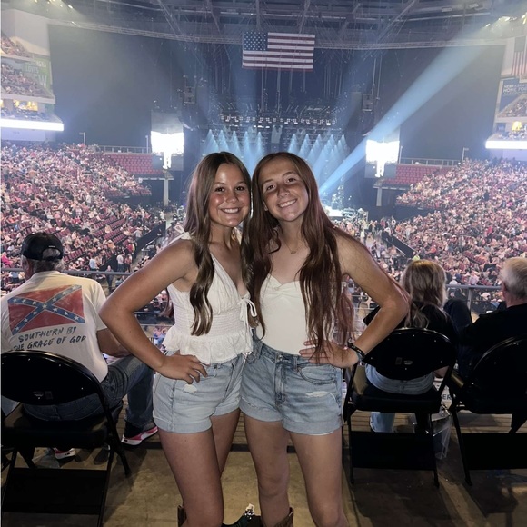 kacie_hinrichs